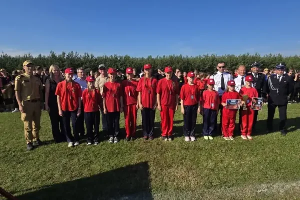 Gminne Zawody Sportowo-Pożarnicze w Piaskach: sukces drużyn OSP Lęka Opatowska