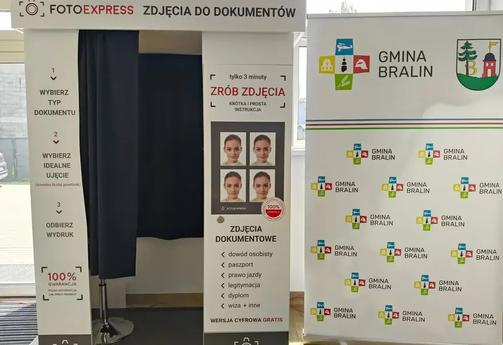 Nowa fotokabina w Urzędzie Gminy Bralin – zdjęcia dokumentowe od ręki
