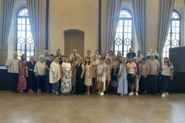 Wizyta partnerów w Centrum Synagoga w Kępnie – rozmowy o projektach unijnych