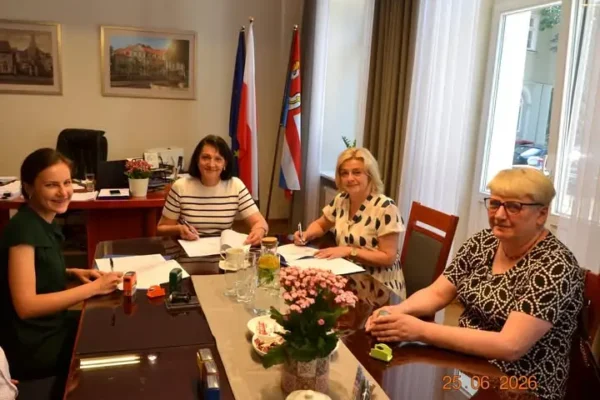 Powiat Kępiński przekazał dotacje spółkom wodnym na utrzymanie wód