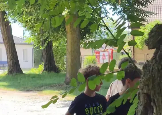 Strażacy z OSP Łęka Opatowska uczyli pierwszej pomocy, gdy wezwano ich do pożaru