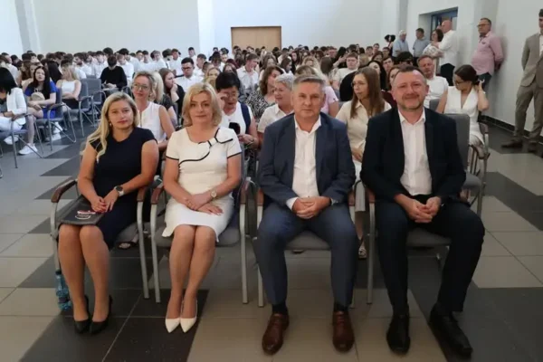 Uroczyste zakończenie roku szkolnego w ZSP Nr 2 w Kępnie