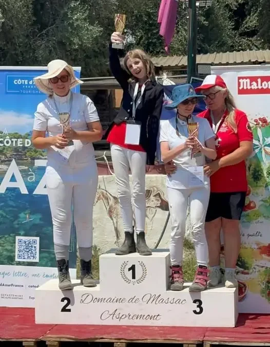 Pola z Zespołu Szkół Specjalnych w Słupi zdobywa złoto na Olimpiadzie Specjalnej we Francji