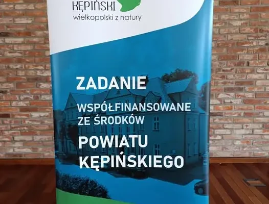 Seniorzy z „Radosnej Jesieni” zdobyli Srebrną Górę i Pałac Marianny Orańskiej