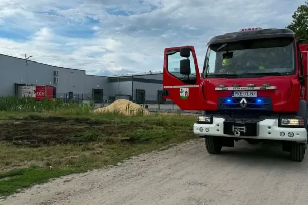 Pożar traw w Chojęcinie – interwencja OSP Bralin