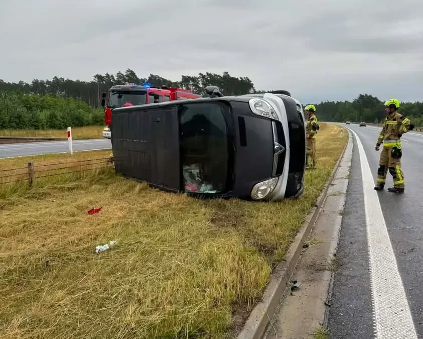 Kolizja na trasie S8 w okolicy Kępna – zadysponowano służby