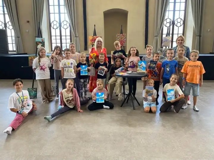 Spotkanie z poetką i malarką Ewą Walentyną Maciejewską w Centrum Synagoga