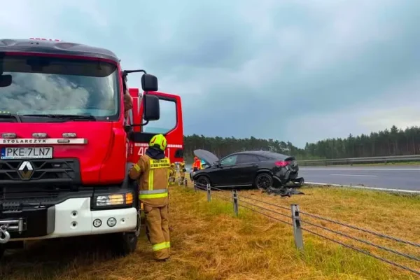Kolizja na trasie S8 w okolicy Kępna – zadysponowano cztery zastępy straży