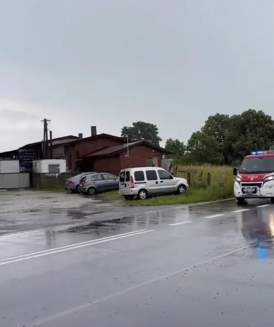 Kolizja na trasie S8 w powiecie kępińskim – interweniowały służby