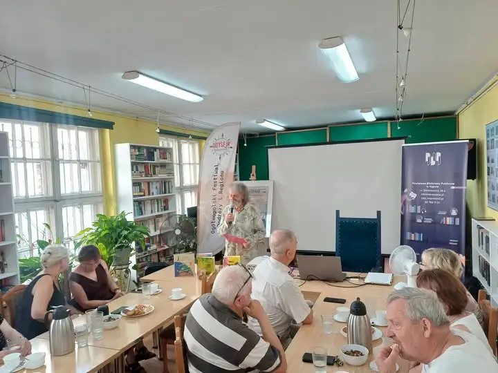 Prof. Waldemar Kuligowski i wystawa filatelistyczna w Kępnie – relacja z Odysei Antonińskiej