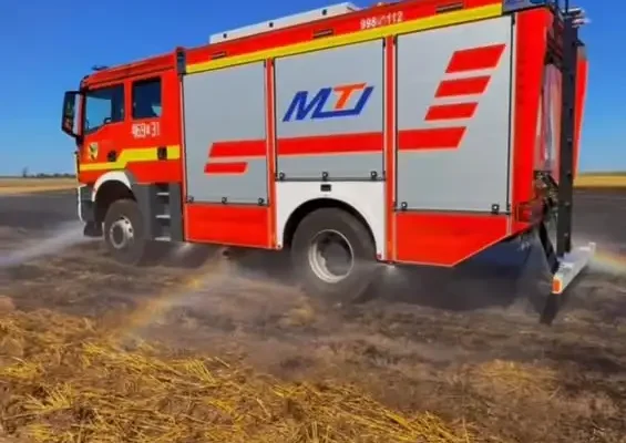 Pożar ścierniska w Nieprosinie – interwencja strażaków