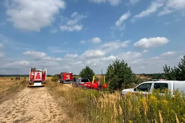 Samochód w stawie w Taborze Małym. Akcja strażaków z Kępna i okolic