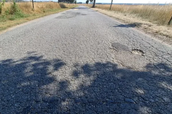 Modernizacja drogi powiatowej Drożki-Głuszyna: wybrano wykonawcę
