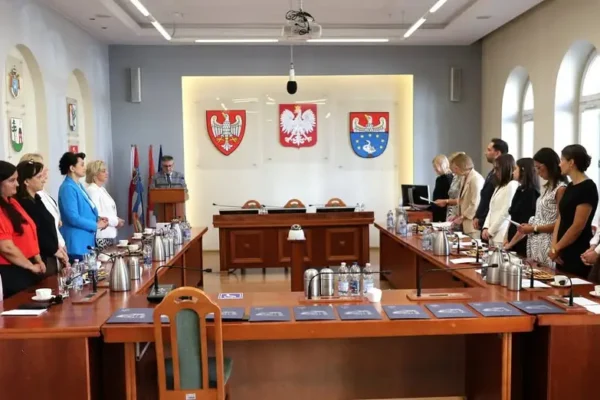 Nauczyciele z powiatu kępińskiego otrzymali akty awansu zawodowego