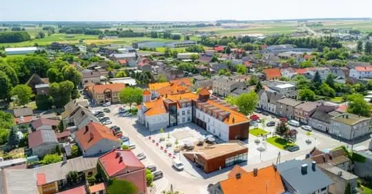 Baranów na drodze do odzyskania praw miejskich – trwają konsultacje społeczne