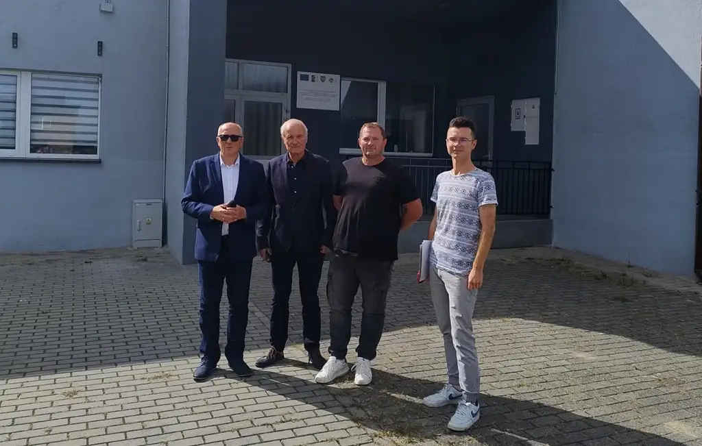 Dom Ludowy w Wodzicznej z nowoczesnym zapleczem sanitarnym