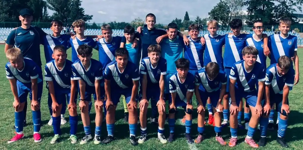 Juniorzy Polonii Kępno liderem po wygranej 5:3 z LZS Doruchów