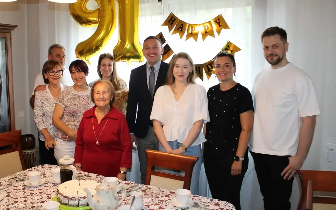 91. urodziny Pani Bronisławy z Bralina – wójt z życzeniami u jubilatki