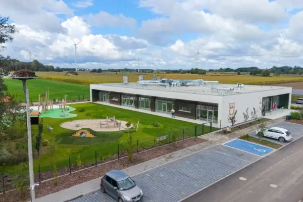 Nowe przedszkole „Sówka” w Donaborowie już otwarte – opieka dla 100 dzieci