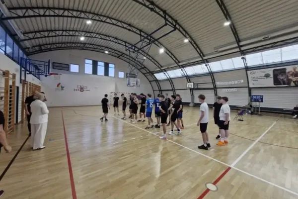Mistrzostwa Szkoły w Koszykówce 3×3 w ZSP nr 1 w Kępnie – znamy zwycięzców