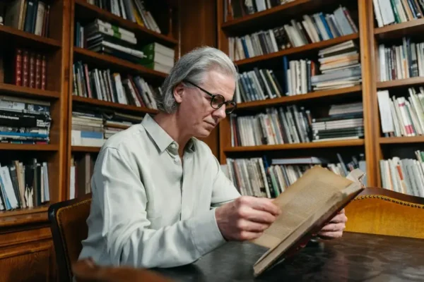 Narodowe Czytanie w Bralinie: „Dziady” Mickiewicza w bibliotece i Klubie Senior+