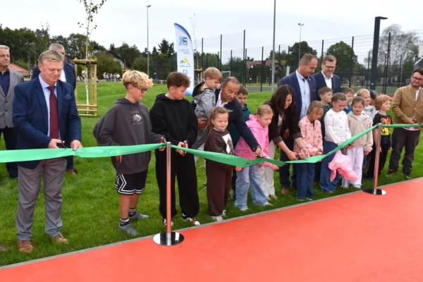 Kępno: nowy skwer sportowo-rekreacyjny im. Jana Pawła II już otwarty