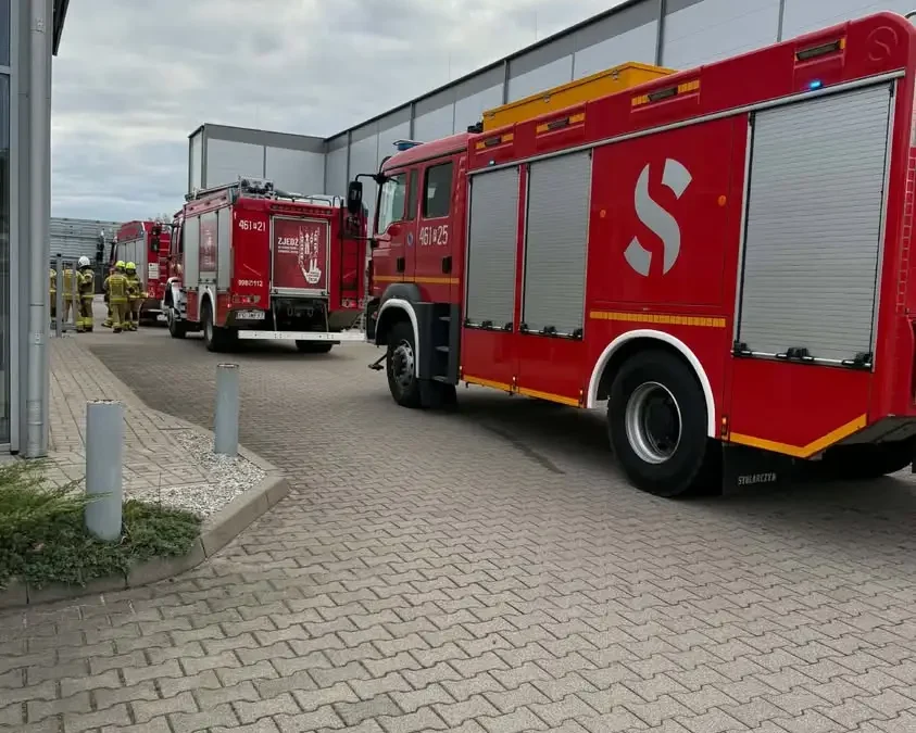 Fałszywy alarm w Bralinie: zadymienie w zakładzie produkcyjnym