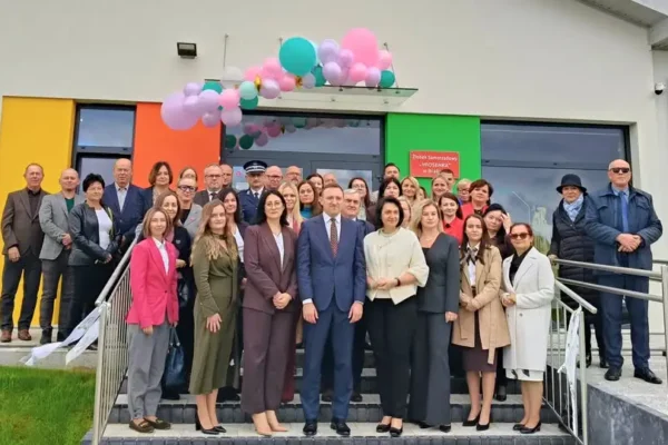 Nowy żłobek „Wiosenka” w Bralinie oficjalnie otwarty