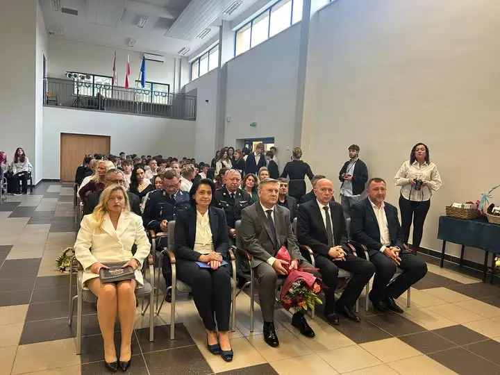 Dzień Edukacji Narodowej w ZSP Nr 2 w Kępnie – wręczono nagrody Starosty i Dyrektora