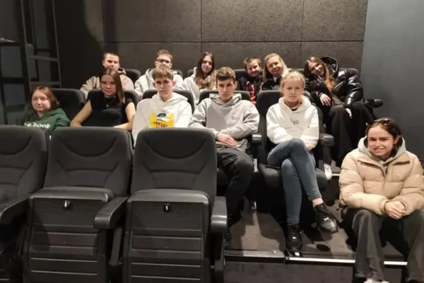 Dzień Kultury w szkole: uczniowie obejrzeli nową ekranizację „Lalki”