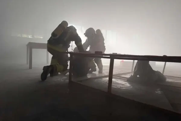 Ćwiczenia „Chaos” w Chojęcinie: strażacy z gminy Bralin i Kępna trenowali akcję masową