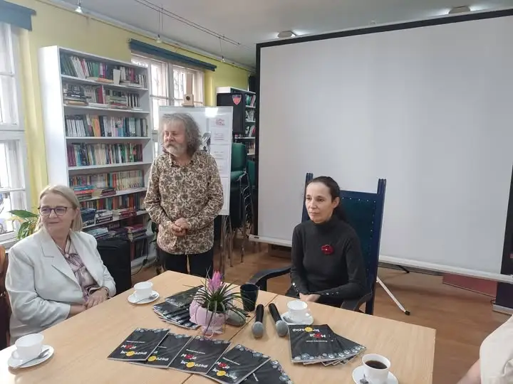 Poezja i rękodzieło: spotkanie z Aleksandrą Jokiel w Kępnie