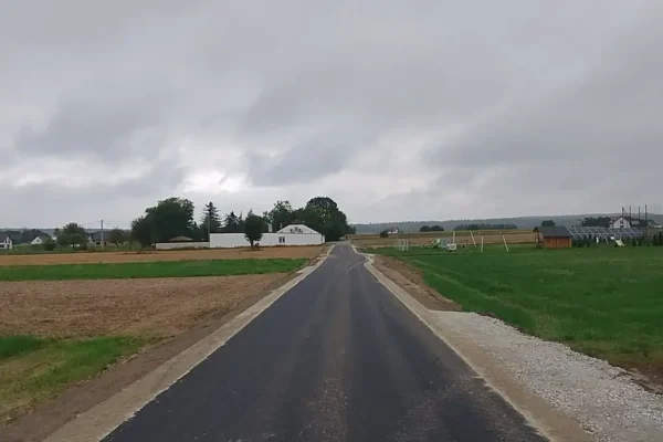 Trzcinica: droga pieszo-rowerowa Trzcinica–Laski na finiszu, kolejny odcinek z unijnym wsparciem